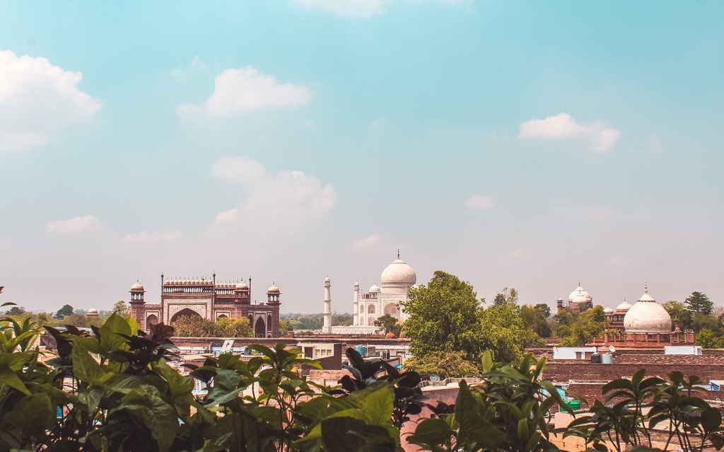 Hotel Saniya Palace - A Rooftop restaurant in Agra