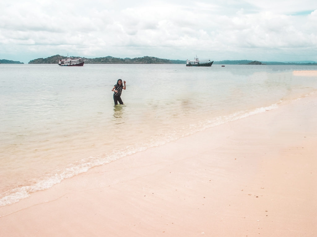 Best places to visit in Andaman and Nicobar islands trip - Jolly buoy island