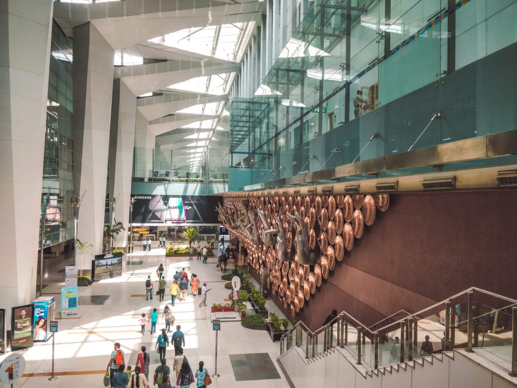 New Delhi Travel Guide - How to reach Delhi via Delhi international airport