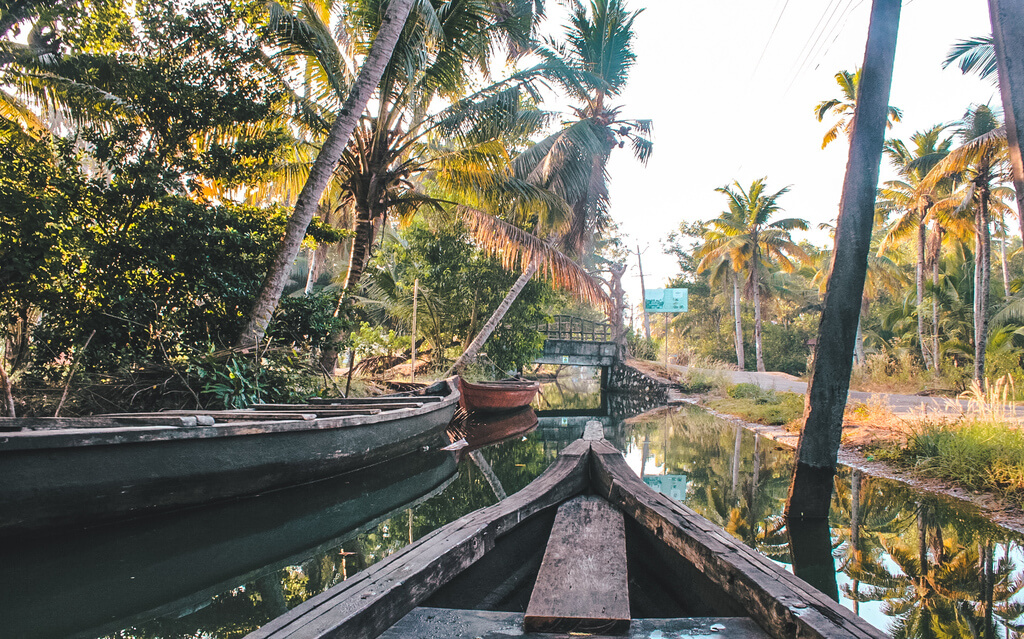 Munroe island boating, Munroe island canoe tours