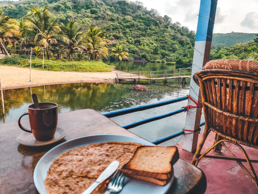 Arambol beach food options - Breakfast 