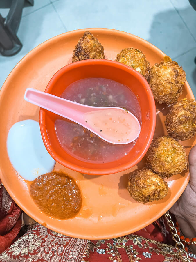 Varanasi famous food to try - fried momos