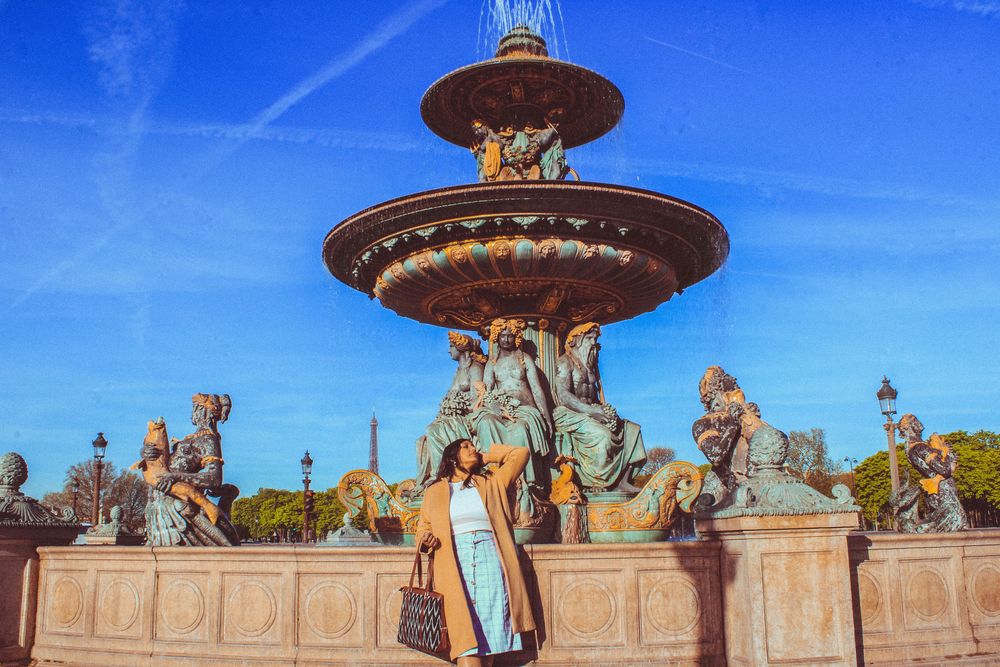 Offbeat Place to Photograph the Eiffel Tower - Place de la Concorde