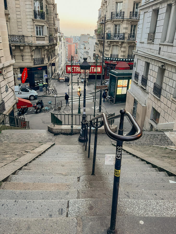 Instagrammable spot in Montmartre Paris - Lamarck Caulaincourt metro station