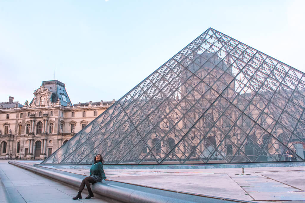 Places to see during a weekend in Paris - 2 days Paris itinerary - Louvre Museum