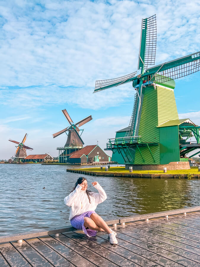 Zaanse Schans Windmill Travel Guide