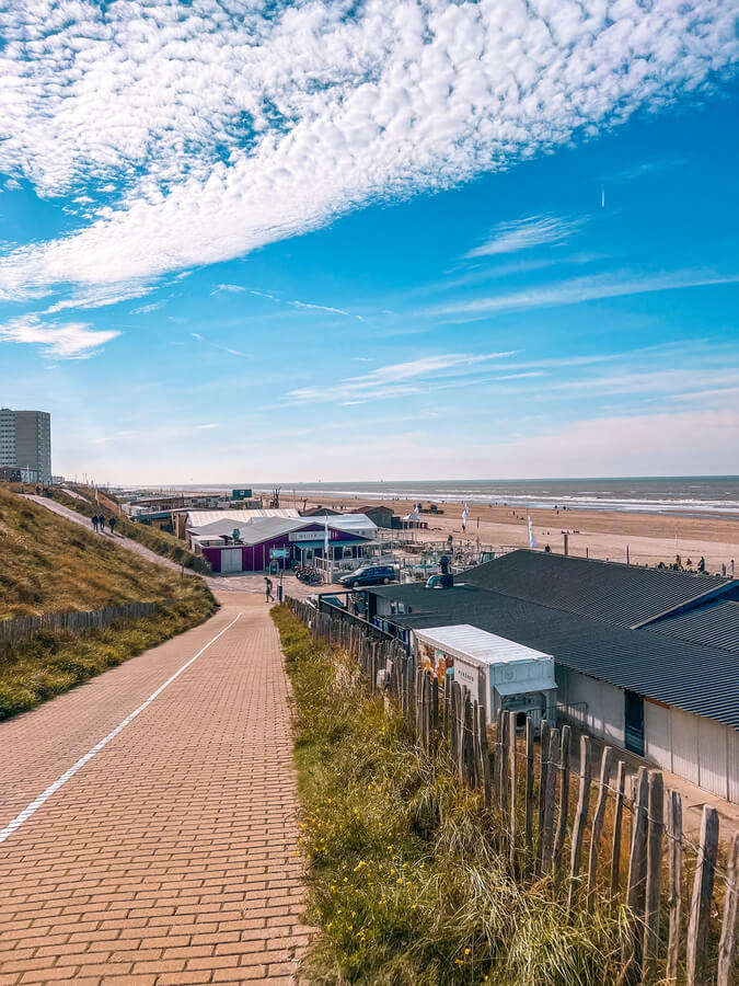 Amsterdam to Zandvoort beach day trip by train